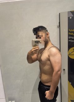 Moe - Acompañantes masculino in Bangkok Photo 2 of 2