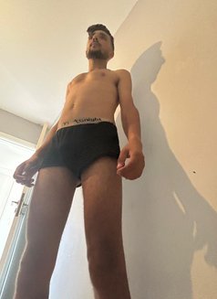 Moe - Acompañantes masculino in Beirut Photo 2 of 6