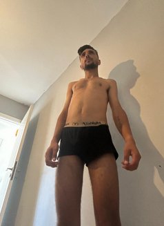 Moe - Acompañantes masculino in Beirut Photo 3 of 6