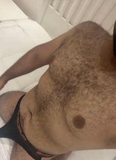 Moe - Acompañantes masculino in Riyadh Photo 2 of 2