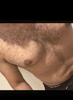 Moe - Male escort in Hong Kong Photo 1 of 4