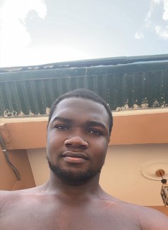 Mohad - Acompañantes masculino in Al Manama Photo 1 of 3