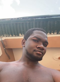 Mohad - Acompañantes masculino in Al Manama Photo 2 of 3