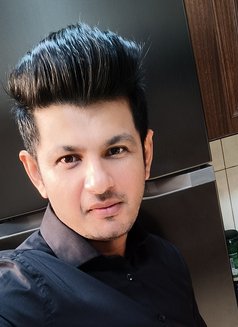 Moha - Male escort in Doha Photo 2 of 3