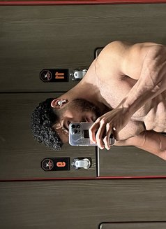 Moha Massage - Acompañantes masculino in Riyadh Photo 6 of 7