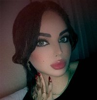 Moha Xxl - Transsexual escort in Dubai Photo 5 of 5