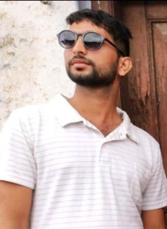 Mohammad Asif - Male companion in New Delhi Photo 7 of 7