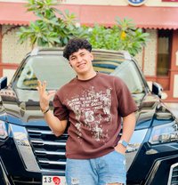 Ali - Male companion in Abu Dhabi