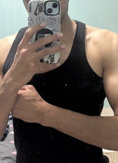 Mohammed4 - Male companion in Al Manama Photo 1 of 3