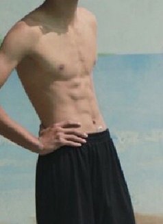 Mohammed4 - Male companion in Al Manama Photo 2 of 3