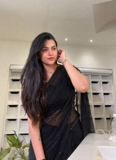 ꧁♧🦋༻ Mohini a Sexy and Beautiful ༻♧☆꧂ - escort in Kolkata Photo 2 of 2