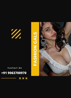 Mohini Big Boobs - puta in Gurgaon Photo 1 of 1