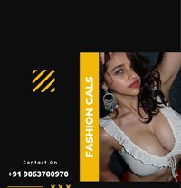 Mohini Big Boobs - puta in Gurgaon
