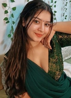 Anjali - escort in Candolim, Goa Photo 2 of 3