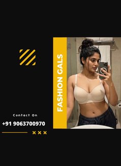 Mohini - escort in Chennai Photo 1 of 1