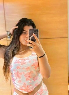 Mohini Escorts Hyderabad - puta in Hyderabad Photo 3 of 11
