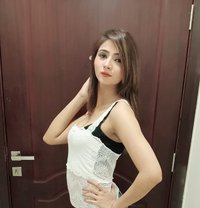 Mohini Hot Student - puta in Ajmān