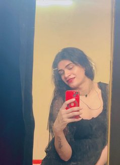Mohini - Transsexual escort in New Delhi Photo 4 of 8