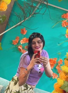 Mohini - Transsexual escort in New Delhi Photo 11 of 11