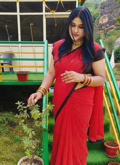 Mohinix69 - Acompañantes transexual in Pune Photo 9 of 10