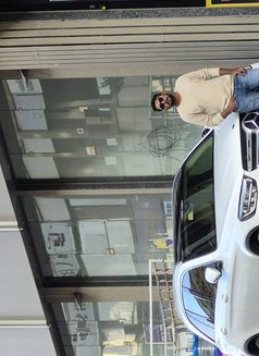 Mohit - Acompañantes masculino in Ahmedabad Photo 1 of 2