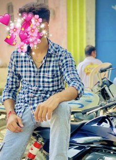 Mohit - Male escort in Bangalore Photo 2 of 3