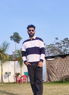 Mohit - Acompañantes masculino in New Delhi Photo 17 of 17