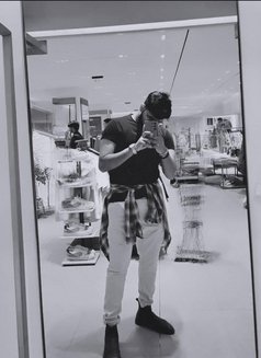 Mohit01 - Male escort in Jaipur Photo 3 of 3