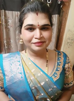 Mohitha - Transsexual escort agency in Hyderabad Photo 5 of 6