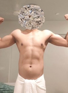 Mohneesh Musculr - Male escort in Pune Photo 3 of 3