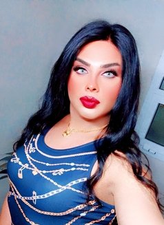 Mohra - Transsexual escort in Muscat Photo 1 of 4