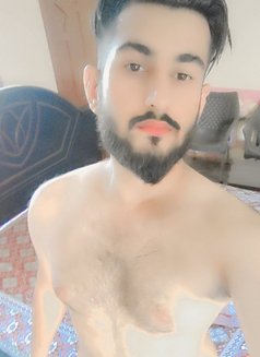 Mohsin Riaz - Acompañantes masculino in Riyadh Photo 7 of 7