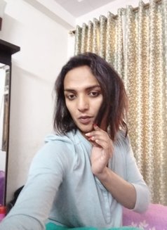 Moina Khatoon - Transsexual escort in New Delhi Photo 1 of 7
