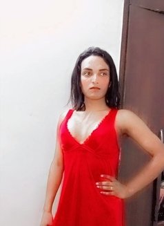 Moina Khatoon - Transsexual escort in New Delhi Photo 5 of 7