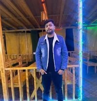 Moiz Malik - Male escort in New Delhi