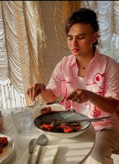 Moksh - masseur in Ahmedabad Photo 1 of 2