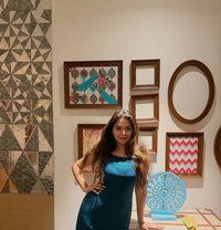 Mokshita - puta in Hyderabad Photo 1 of 4