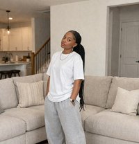 Molie - Transsexual escort in Nairobi