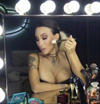 Molli - Transsexual escort in Baku