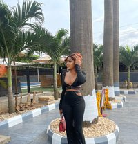 Molly baby - escort in Cotonou