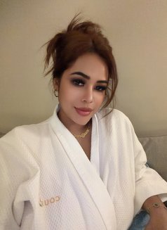 Molly Bellladonna - puta in Phuket Photo 9 of 13