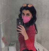 Molly - escort in Zürich
