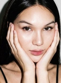 Molly - escort in Kaohsiung Photo 18 of 19