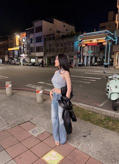 Molly - puta in Kaohsiung Photo 15 of 15