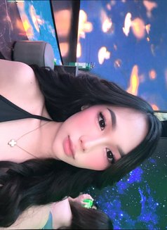 Molly Pretty Party - Transsexual escort in Manila Photo 2 of 10