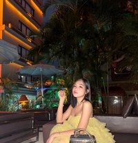 Molly Pretty Party - Transsexual escort in Manila