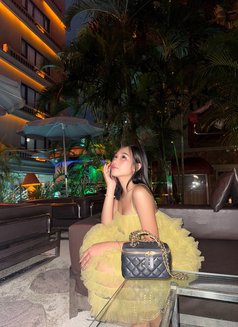 Molly Pretty Party - Transsexual escort in Manila Photo 5 of 10
