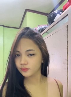 Molly - Transsexual escort in Manila Photo 4 of 5