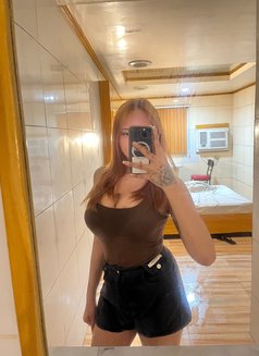 Molly - Transsexual escort in Manila Photo 9 of 10