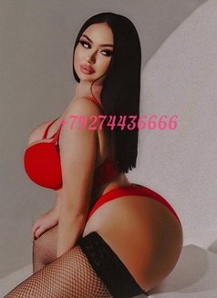 Molly SEXY CURVES BIG BOOBS in Bahrain - escort in Al Manama Photo 15 of 30